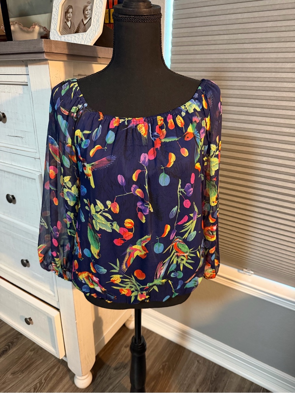 🎉Philosophy Women's Navy birds Blouse size small